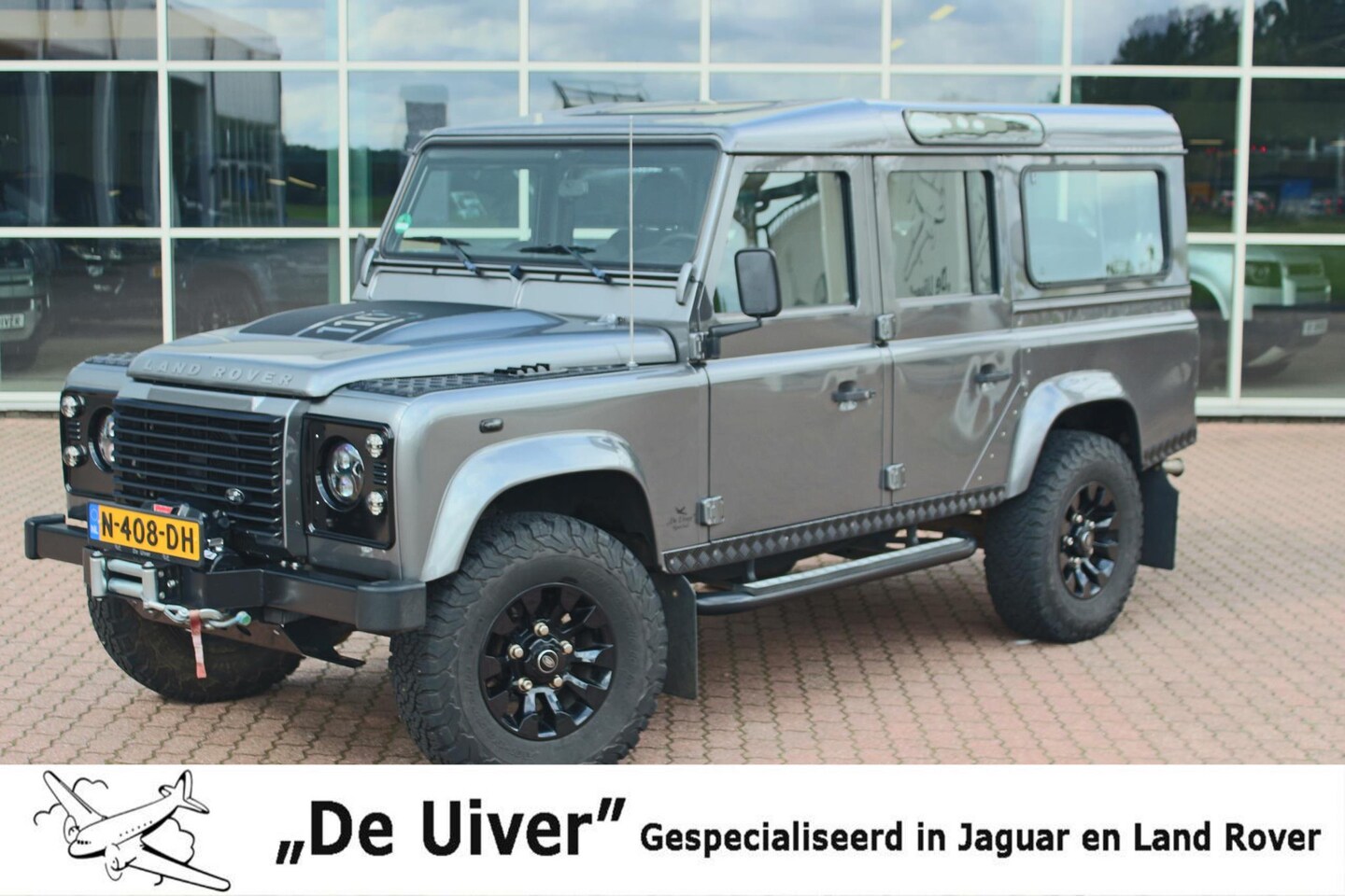 Land Rover Defender 110 - 2.4 TD SW XTech „De Uiver" Special 7-Persoons 165 Pk 440 Nm + Cruise Control - AutoWereld.nl