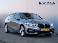 BMW 1-serie - 118i 136pk Business Edition Automaat Navigatie / Camera / Apple Carplay / Sportline