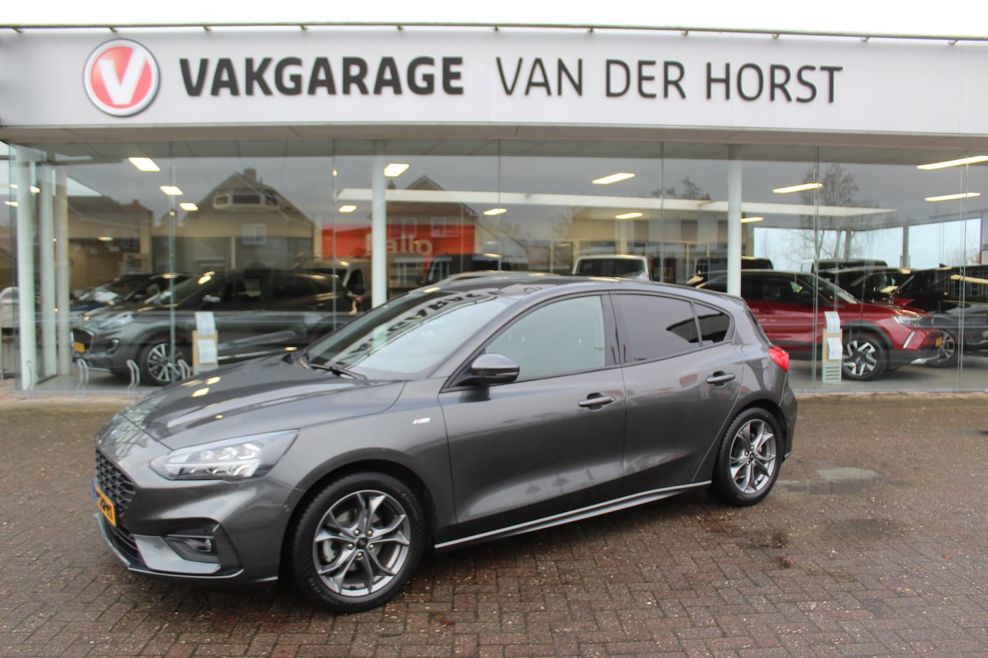 Ford Focus - 1.0 EcoBoost Hybrid ST Line X Business 125pk Navigatie , Cruise  control , Trekhaak , Blue - AutoWereld.nl