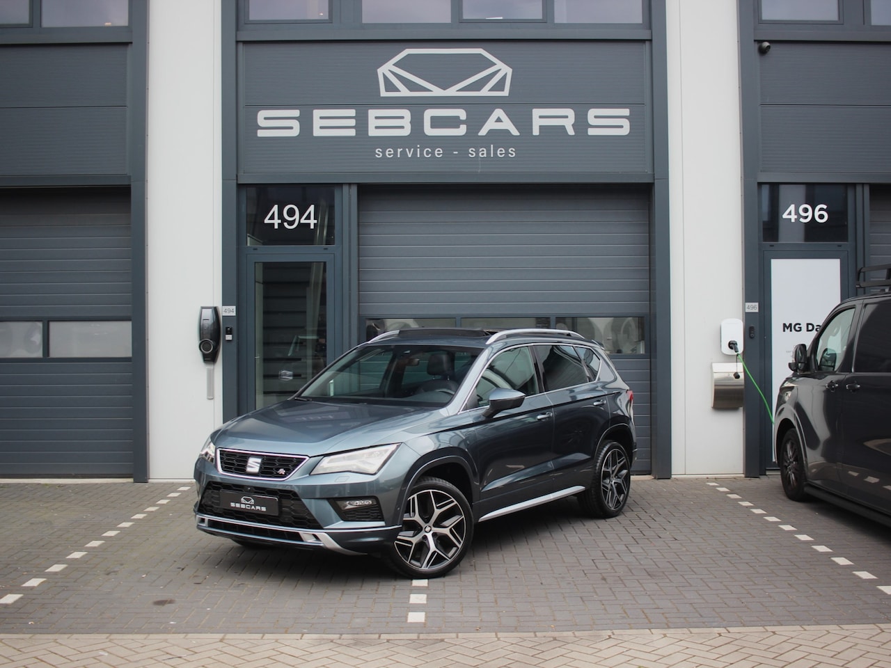 Seat Ateca - 1.5 TSI FR CARPLAY, PANO, Virtual cockpit, 360 camera, Beats, Blind Spot, AUTOMAAT BOMVOL! - AutoWereld.nl