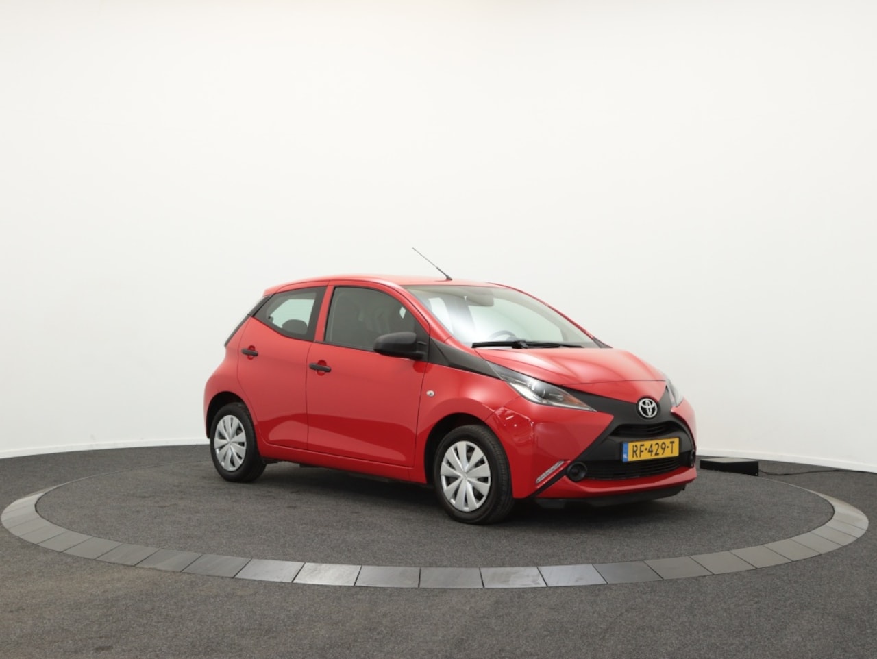 Toyota Aygo - 1.0 VVT-i x-fun | Airco | Radio mp3 | El. Ramen | - AutoWereld.nl