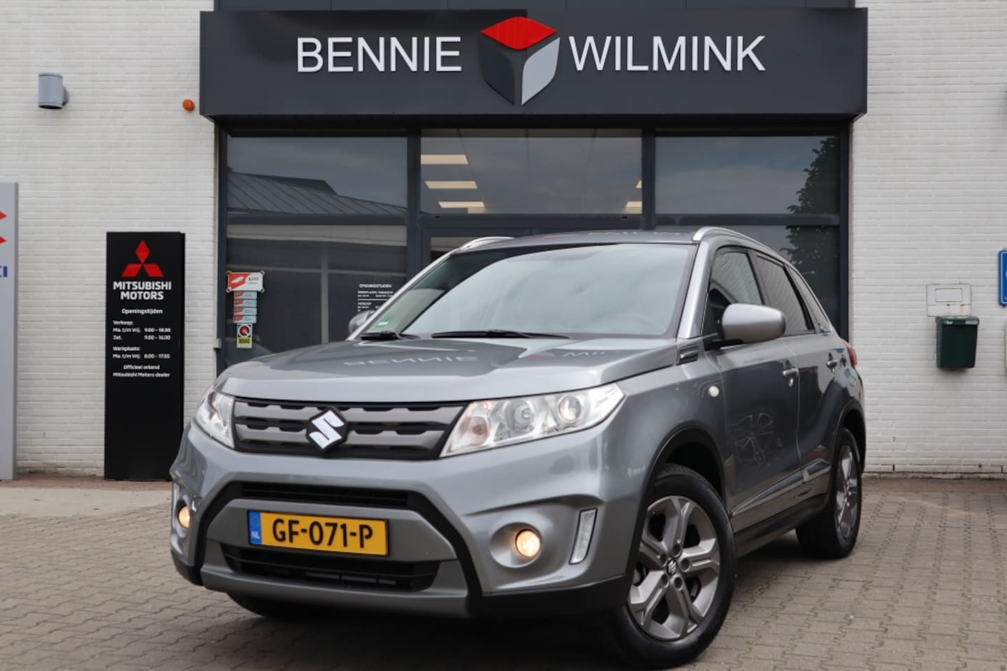 Suzuki Vitara - 1.6 Exclusive Trekhaak/AllSeasons/Apple/AndroidAuto - AutoWereld.nl