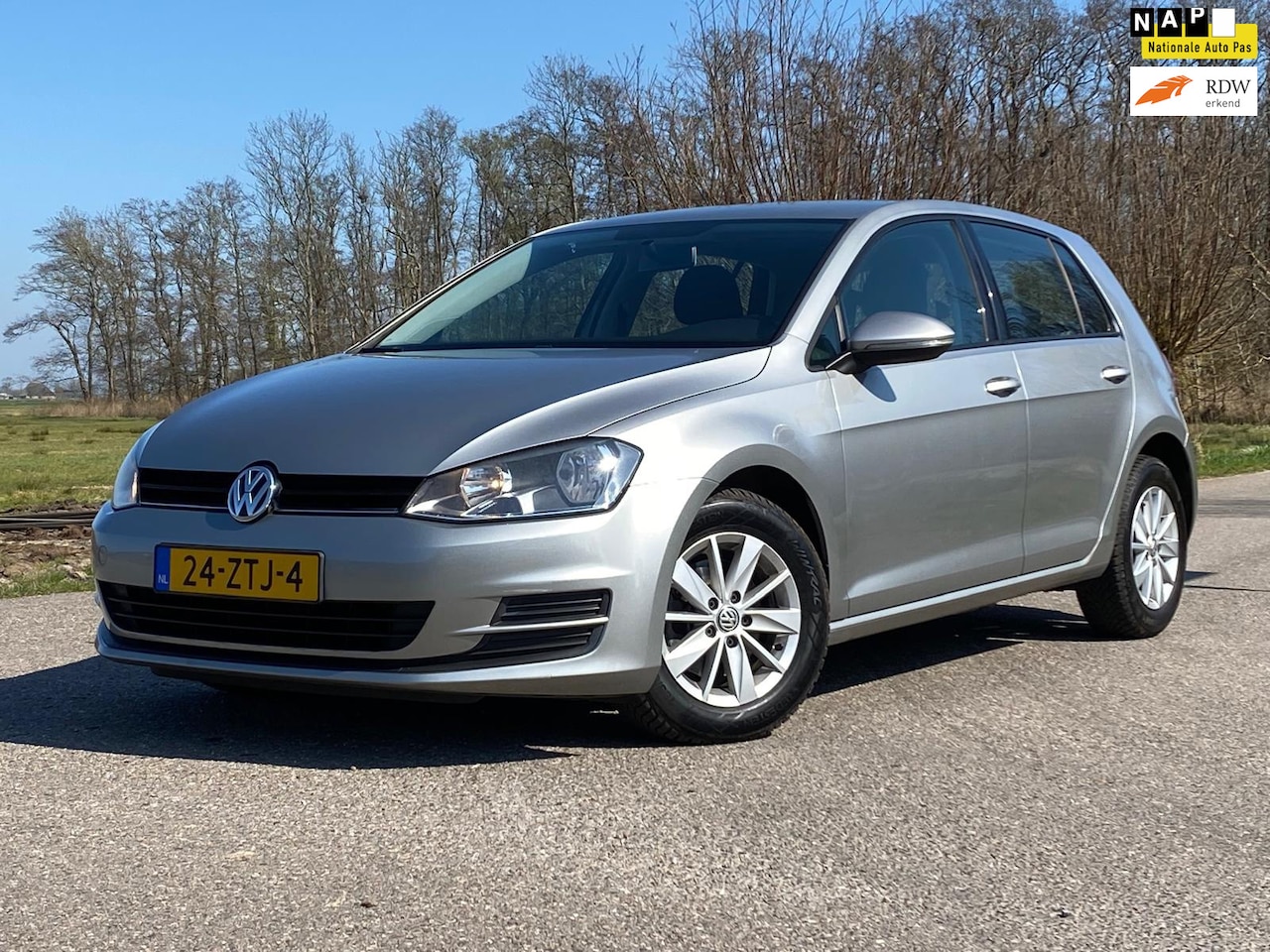Volkswagen Golf - 1.2 TSI Trendline 5DRS NAVI AIRCO NAP 105PK DEALER ONDERHOUDEN - AutoWereld.nl