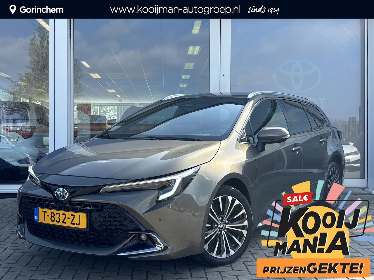 Toyota Corolla Touring Sports - 1.8 Hybrid First Edition | Elek. Achterklep | Parkeersensoren | Stoelverwarming | Apple Ca - AutoWereld.nl