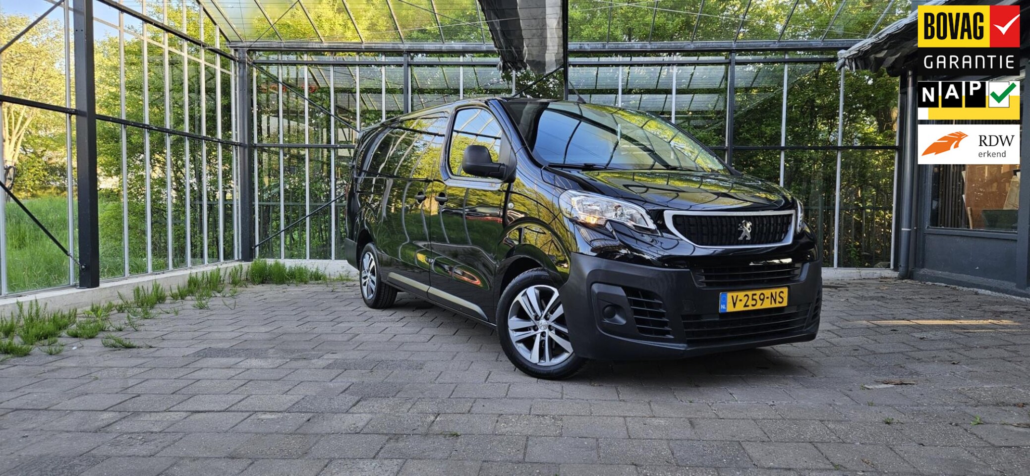 Peugeot Expert - 231L 2.0 BlueHDI 120 DC Premium PDC / Apple Carplay/ All-in-prijs! / 12mnd Bovag garantie! - AutoWereld.nl