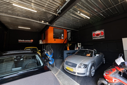 Van der Made Auto's