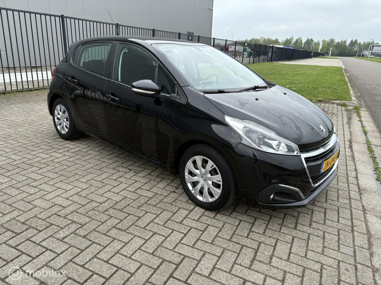 Peugeot 208 - 1.2 PureTech Blue Lion 1.2 PureTech Blue Lion - AutoWereld.nl