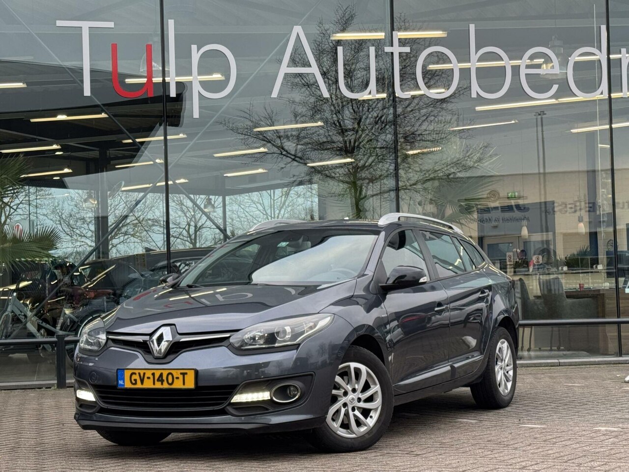 Renault Mégane Estate - 1.5 dCi Limited Airco Cruise Trekhaak - AutoWereld.nl