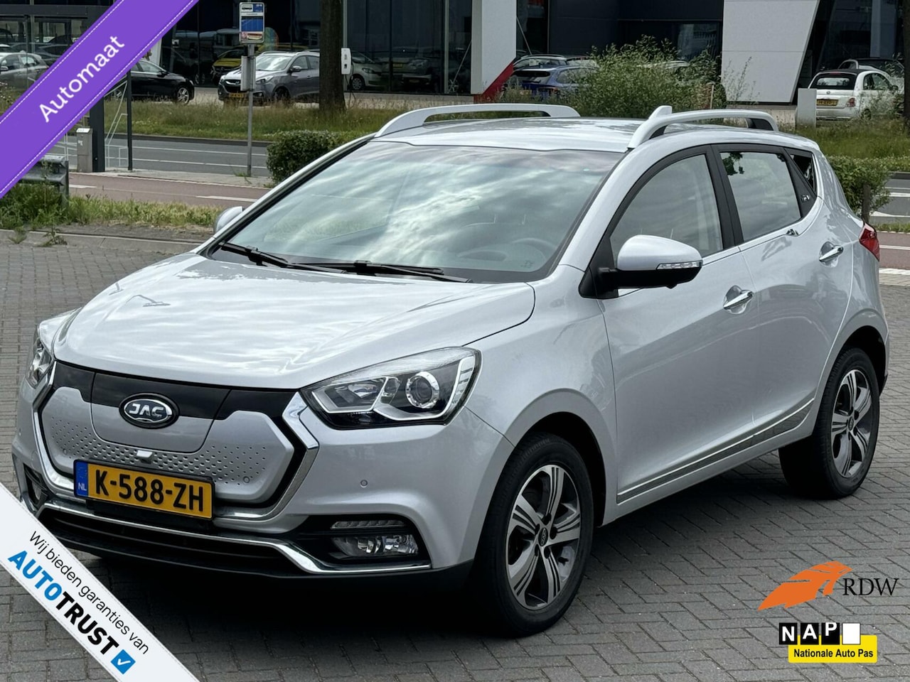 JAC iEV7 - S 116pk Automaat 2021 Leder Navi - AutoWereld.nl