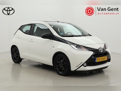 Toyota Aygo - 1.0 VVT-i x-play | Airco | Camera | 15 inch | Bluetooth | Bitone