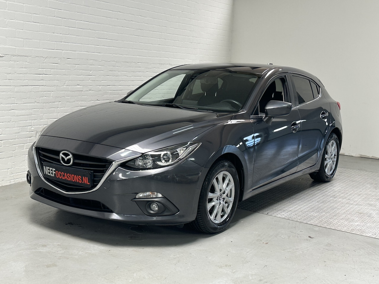 Mazda 3 - 1.5 S CLIMA , CRUISE , STOELVRM, GARANTIE!!! - AutoWereld.nl