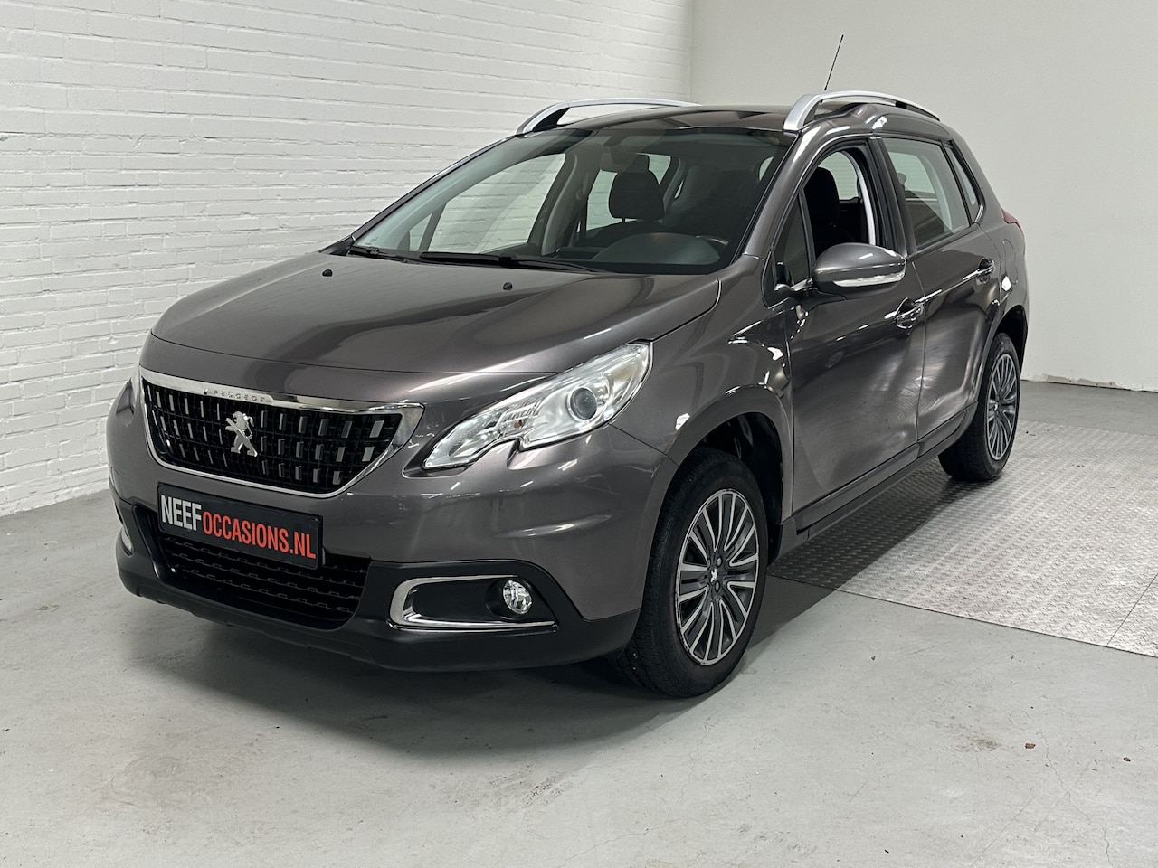 Peugeot 2008 - 1.2 PureTech Access CRUISE,NAVI, AIRCO,ELK.PAKKET - AutoWereld.nl