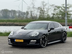 Porsche Panamera - 4.8 4S