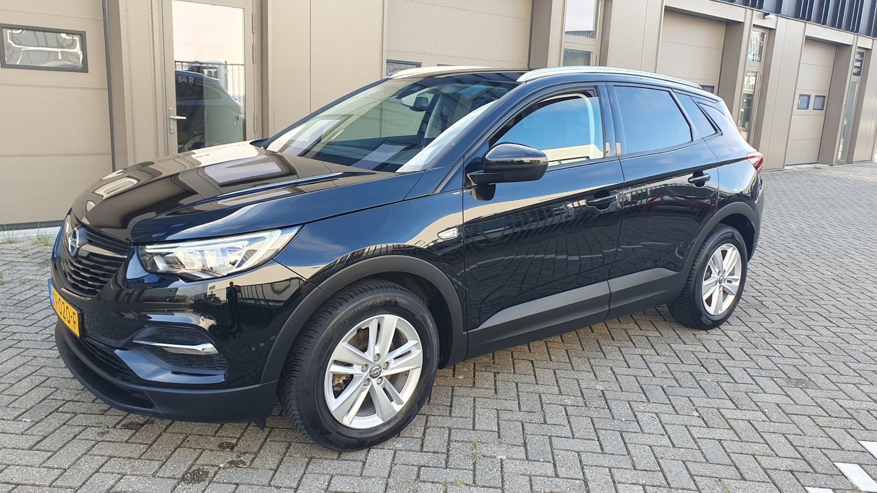 Opel Grandland X - 1.2 Turbo Business 1.2 Turbo Business + - AutoWereld.nl