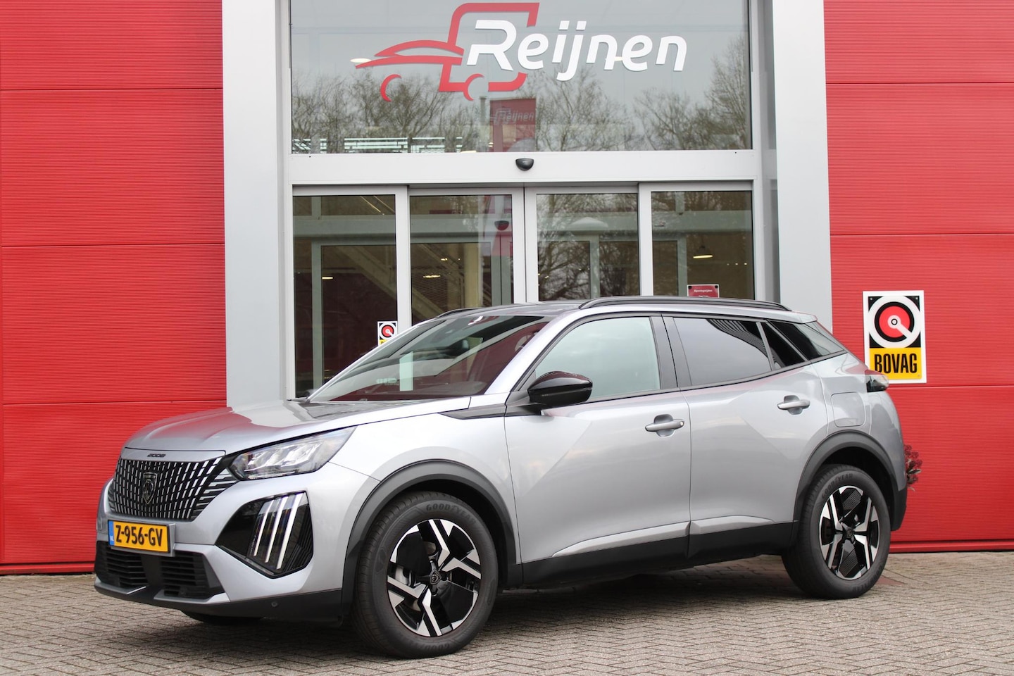 Peugeot 2008 - 1.2 100PK ALLURE | DRAADLOZE APPLE CARPLAY/ANDROID AUTO | ACHTERUITRIJ CAMERA | PARKEERSEN - AutoWereld.nl