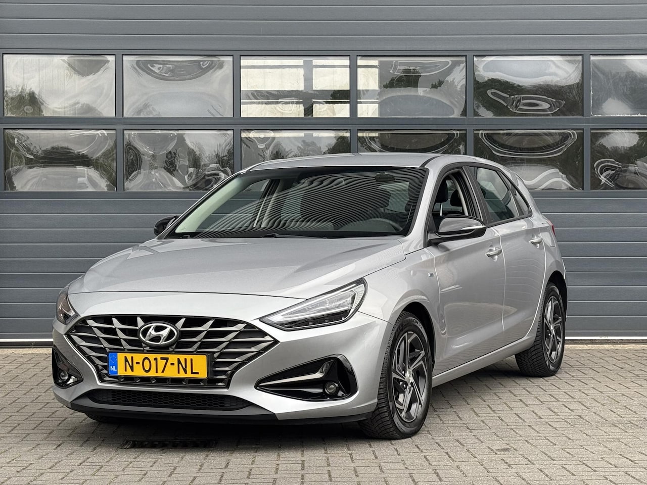 Hyundai i30 - 1.0 T-GDI MHEV COMFORT SMART I APPLE CARPLAY I ACHTERUITRIJCAMERA I CRUISE CONTROL I NAVIG - AutoWereld.nl