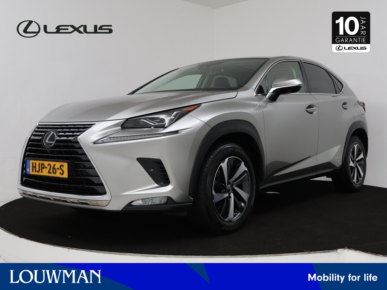Lexus NX - 300h AWD President Head-up display | Stuur- en stoelverwarming | Stoelverkoeling | Mark Le - AutoWereld.nl