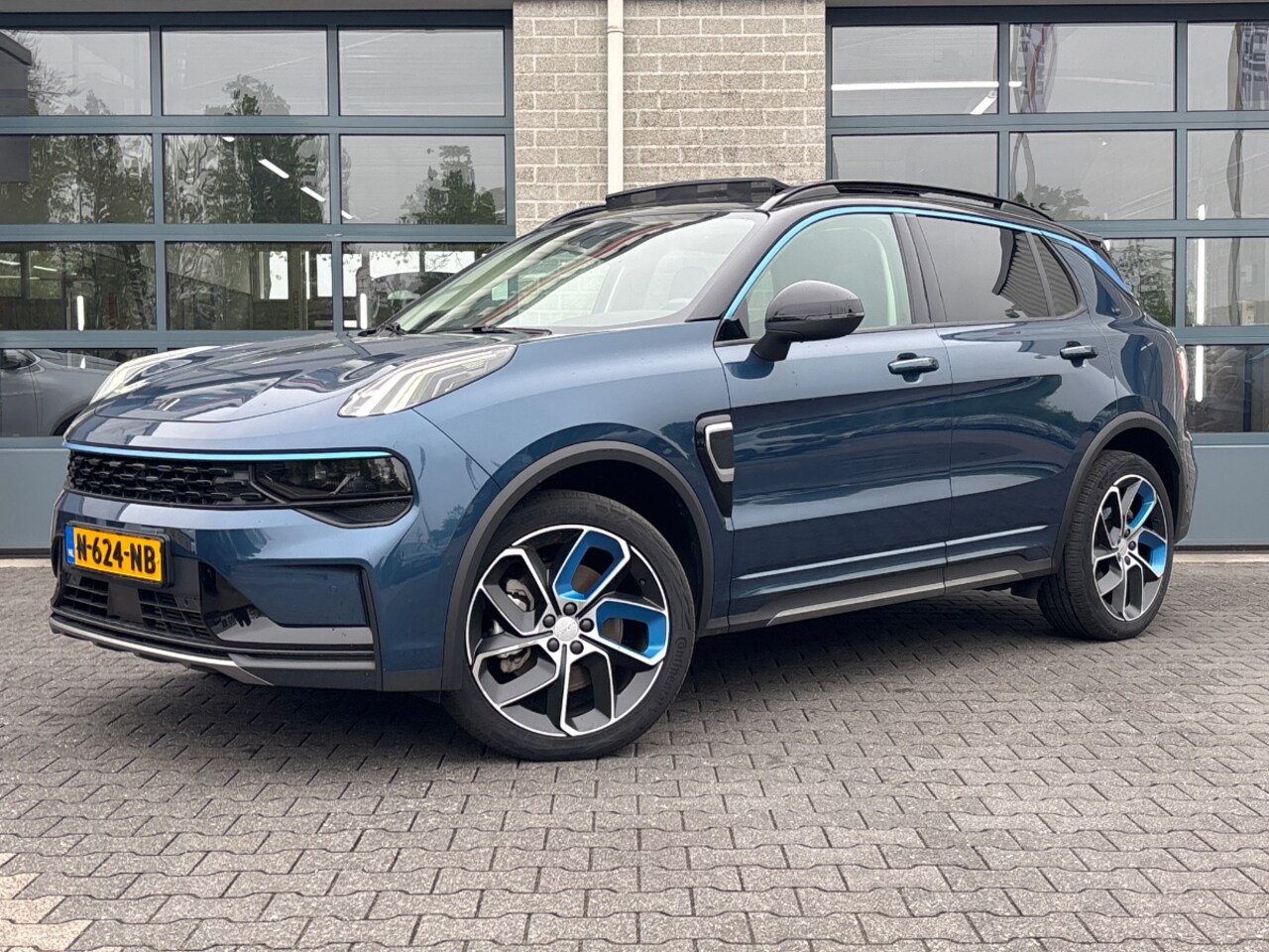 Lynk & Co 01 - 1.5 PLUG IN HYBRID | NL AUTO | SCHUIFDAK | - AutoWereld.nl