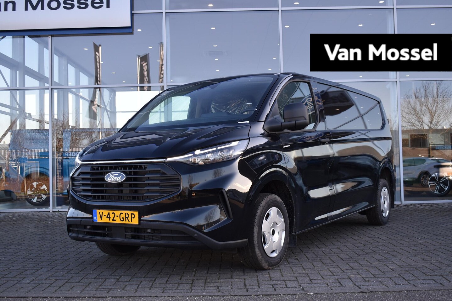 Ford Transit Custom - 300 2.0 TDCI L2H1 Trend 136 pk | Apple Carplay /Android auto | Achteruitrij camera | LED | - AutoWereld.nl