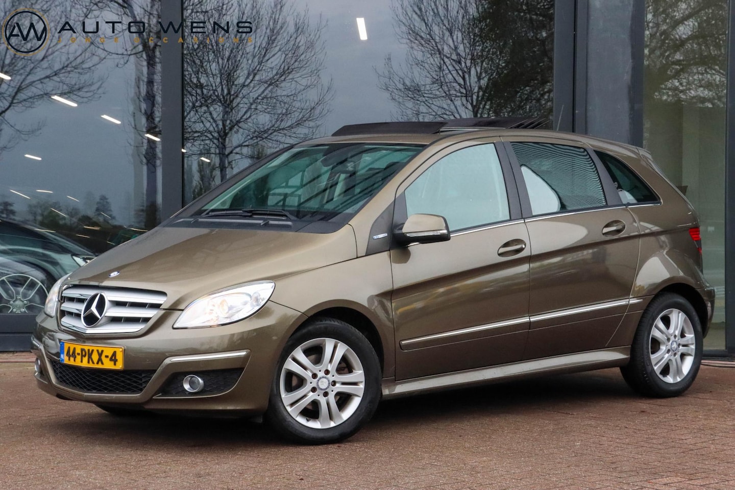 Mercedes-Benz B-klasse - 160 Business Class | Panoramadak | Cruise control | Parkeersensoren - AutoWereld.nl