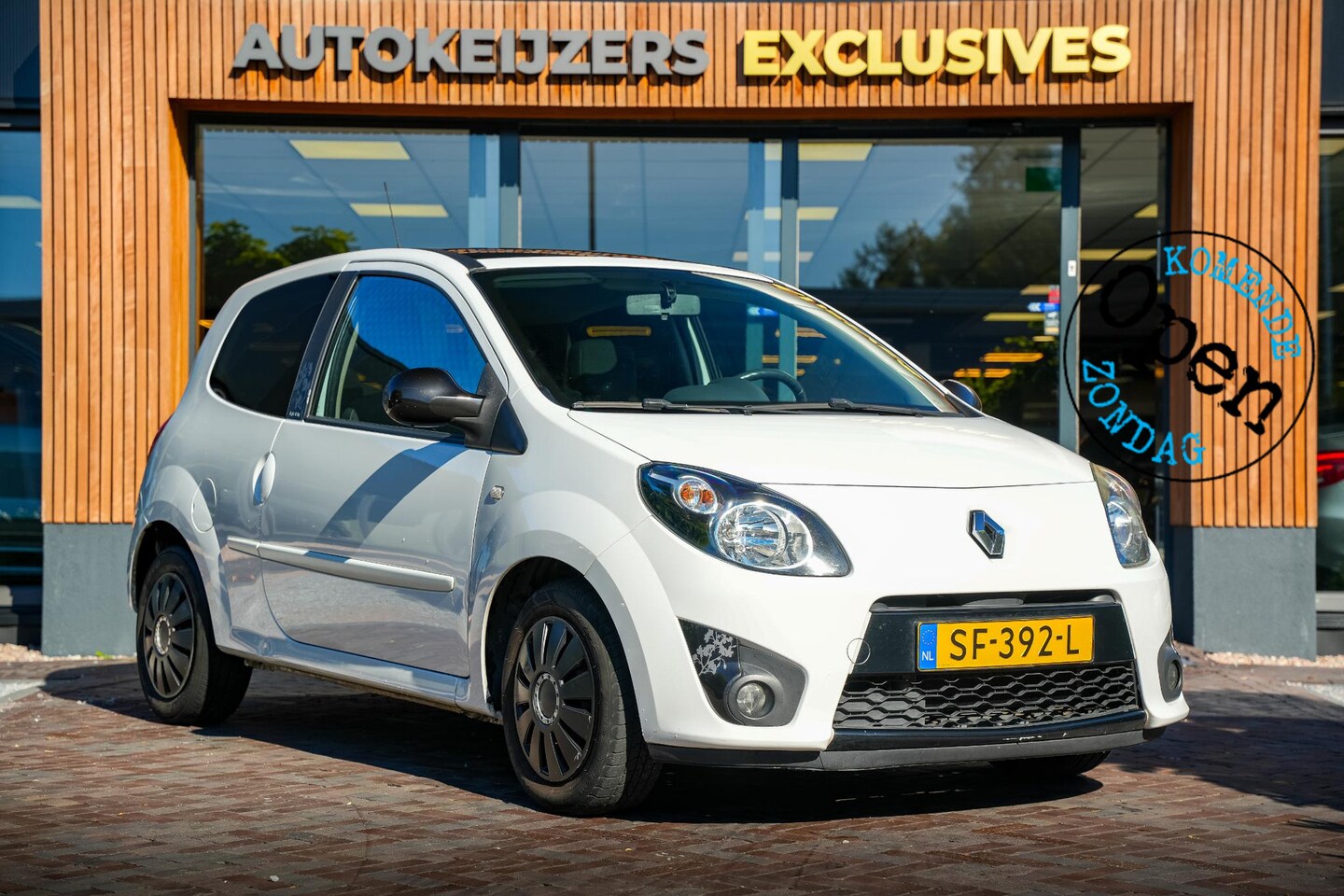 Renault Twingo - 1.2-16V Dynamique Panoramadak Airco Electrische ramen - AutoWereld.nl