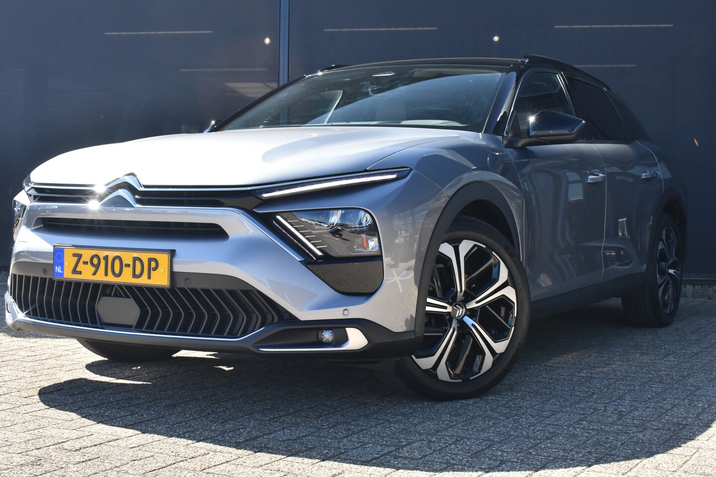 Citroën C5 X - 1.2 PureTech Plus 130pk Automaat | Vol-Leder | Massage | Stoelkoeling/verwarming | HeadUp- - AutoWereld.nl