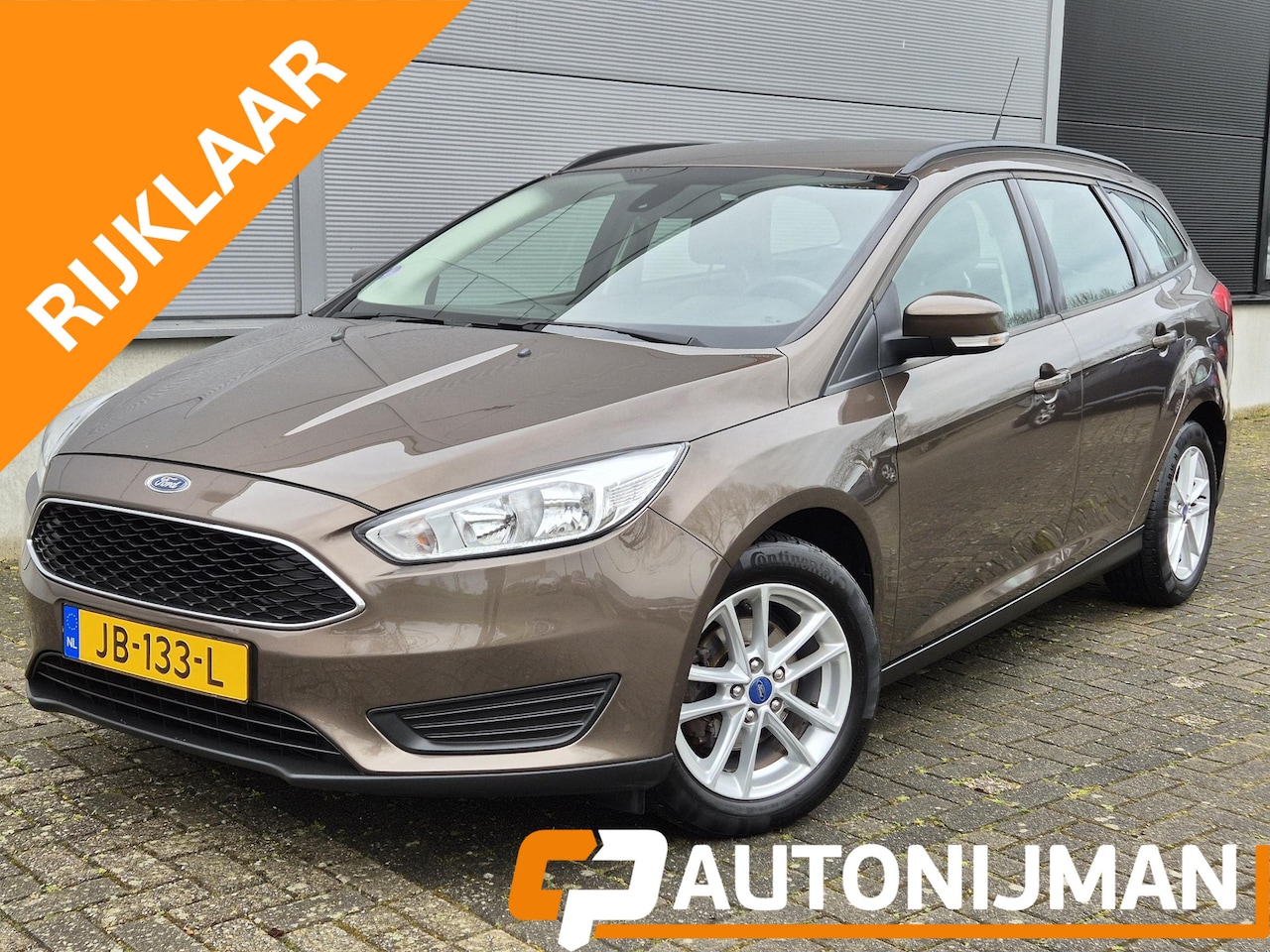 Ford Focus Wagon - 1.0 Trend / Trekhaak / Distributieriem nieuw - AutoWereld.nl
