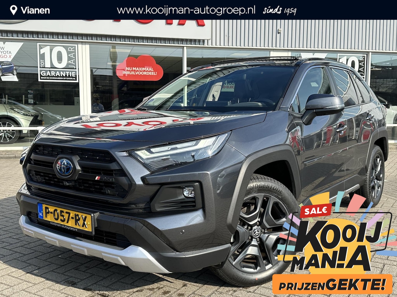 Toyota RAV4 - 2.5 Hybrid AWD ADVENTURE NL auto, 38052 KM, Panorama schuif/kantel dak, 1650 KG trekgewich - AutoWereld.nl