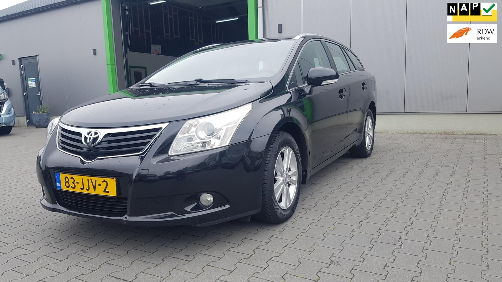 Toyota Avensis Wagon - 1.8 VVTi Dynamic in zeer nette uitvoering Navi Climate Trekhaak Goed onderhouden All seaso - AutoWereld.nl