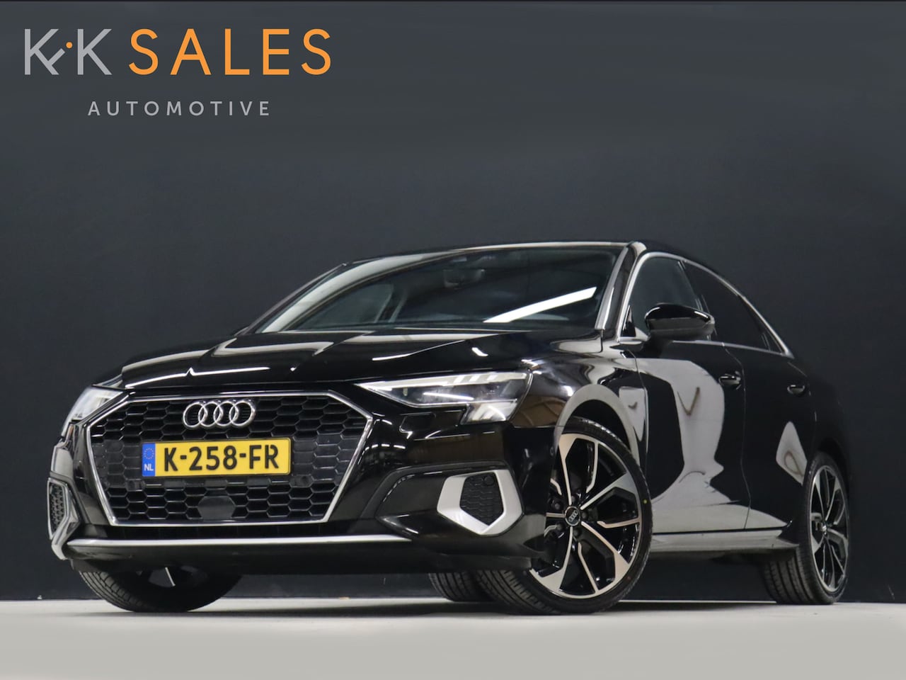 Audi A3 Limousine - 35 TFSI Sport [APPLE CARPLAY, ANDROID, VOL LEDER, PARKEER ASSISTENT, PDC V+A, CRUISE, CLIM - AutoWereld.nl