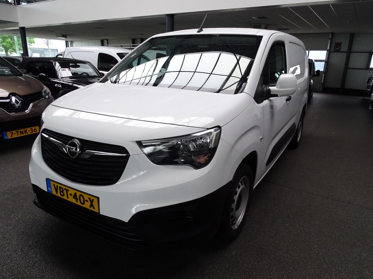 Opel Combo - 1.5D L2H1 Edition 1.5D L2H1 Edition - AutoWereld.nl