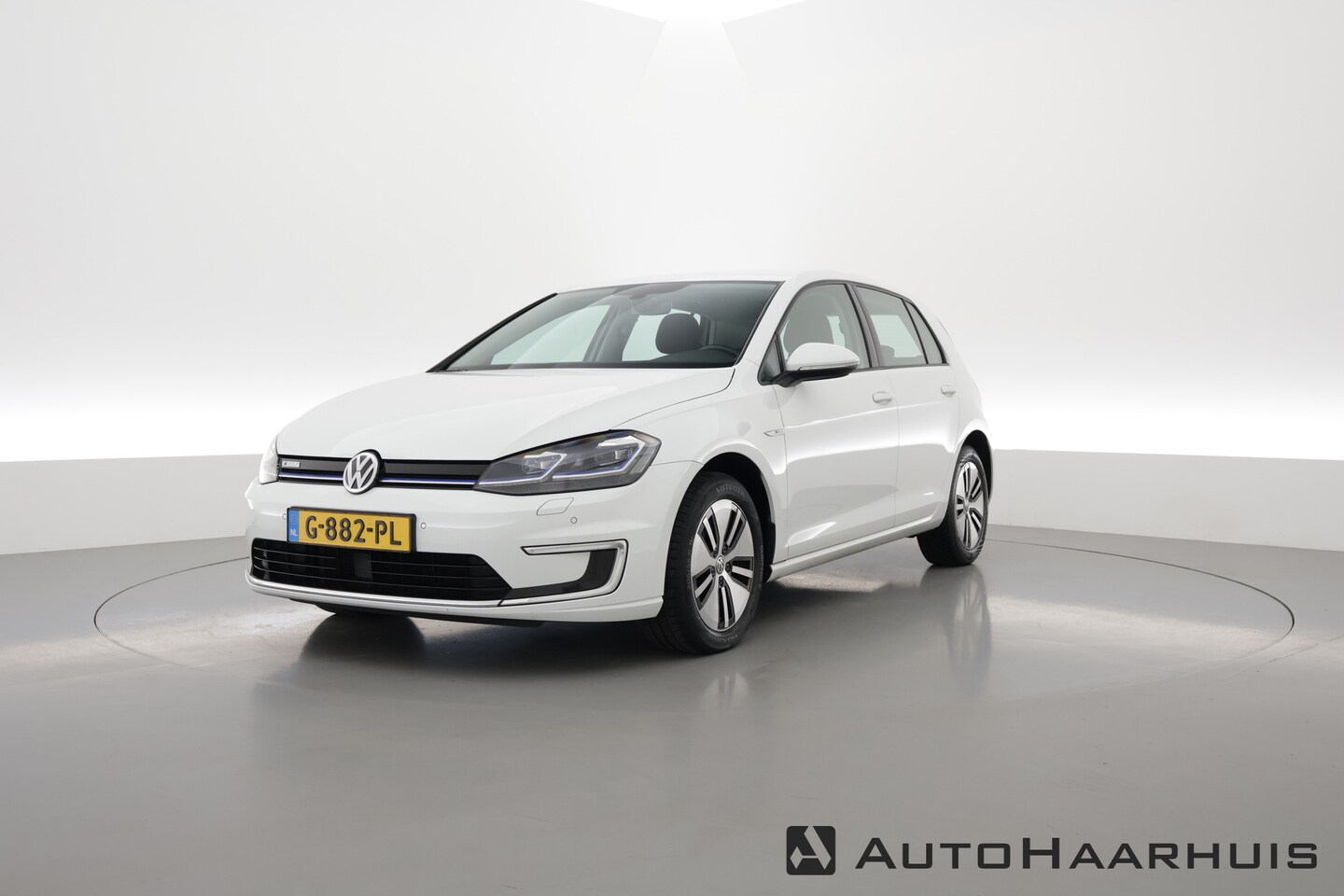 Volkswagen e-Golf - | Navi | Camera | Adapt. Cruise | Keyless | Stoelverw. | - AutoWereld.nl
