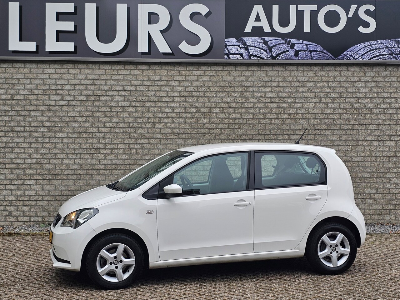 Seat Mii - 1.0 FR Connect/Airco/5drs - AutoWereld.nl