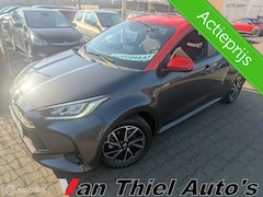 Toyota Yaris - 1.5 Hybrid Tokyo Spirit two tone 2jaar garantie