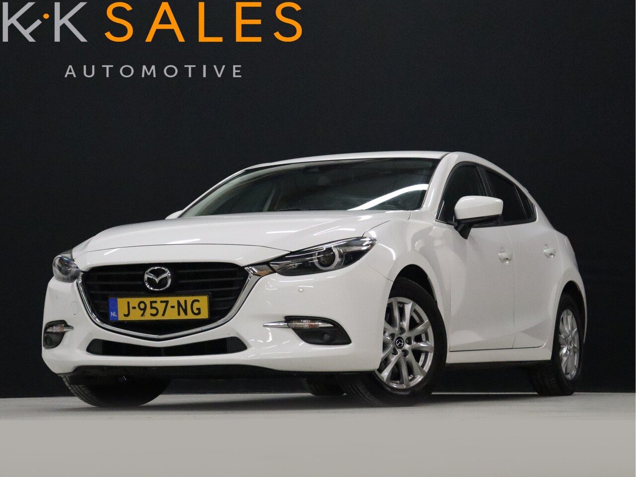 Mazda 3 - 2.0 SkyActiv-G 120 SkyLease GT [APPLE CARPLAY, PDC V+A, STOEL- EN STUURVERWARMING, CRUISE - AutoWereld.nl