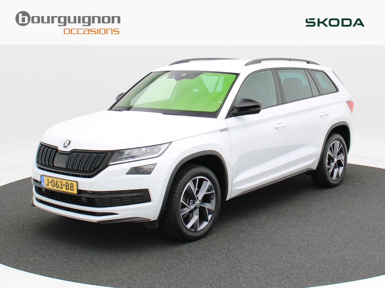 Skoda Kodiaq - 1.5 TSi 150 Pk Automaat Sportline 7-Pers | Navigatie | Full LED | Privacy Glass | Camera | - AutoWereld.nl