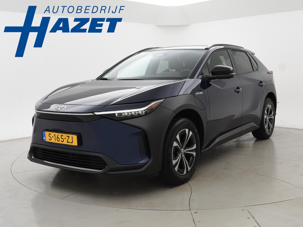 Toyota bZ4X - DYNAMIC 71 kWh + TREKHAAK | 360 CAMERA | STUURVERW. | ADAPTIVE CRUISE - AutoWereld.nl