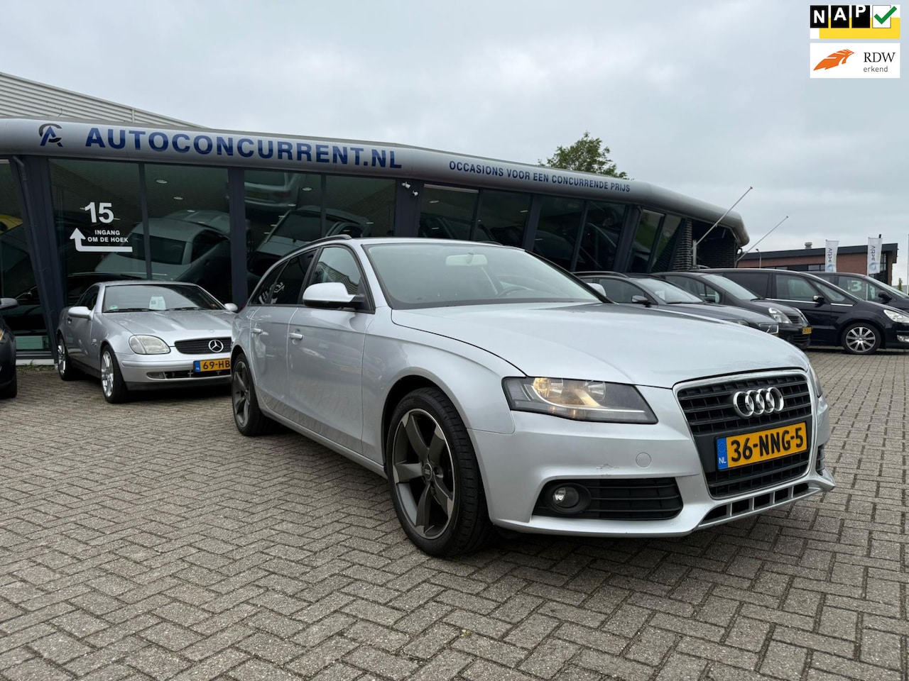 Audi A4 Avant - 1.8 TFSI Pro Line Business 1.8 TFSI Pro Line Business, Carplay, Trekhaak, PDC. - AutoWereld.nl