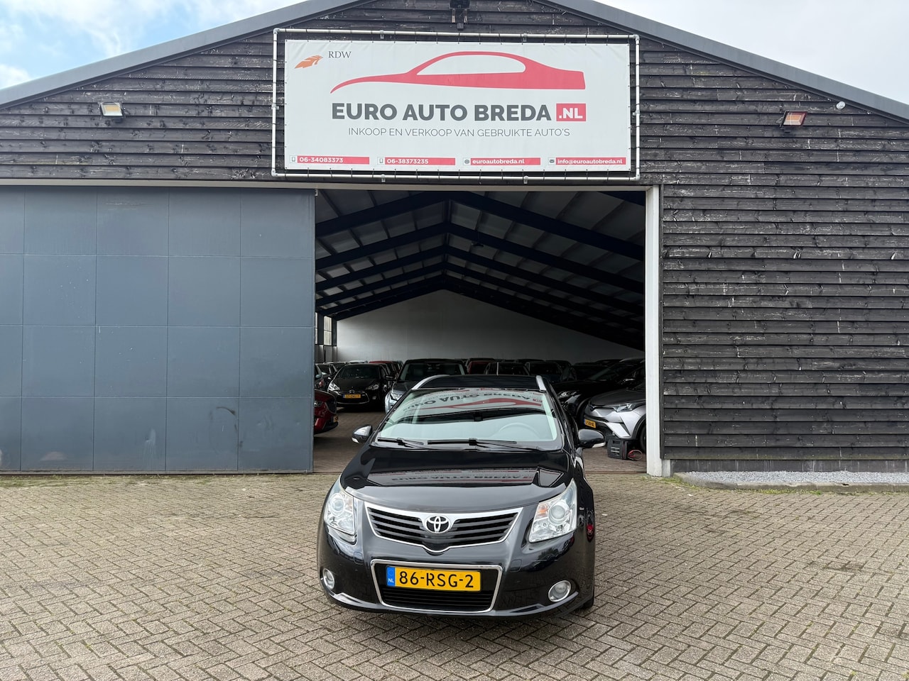 Toyota Avensis Wagon - 1.8 VVTi Business automaat - AutoWereld.nl