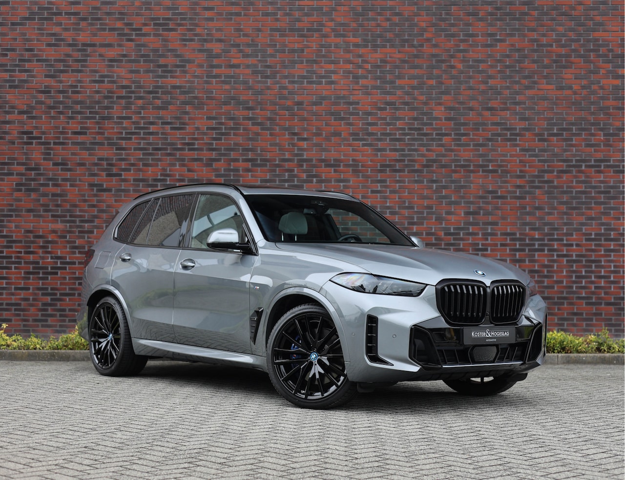 BMW X5 - 50e xDrive *SkyLounge*Individual*HUD*H&K* - AutoWereld.nl