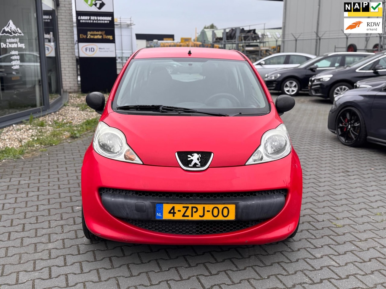 Peugeot 107 - 1.0-12V XR 1.0-12V XR - AutoWereld.nl