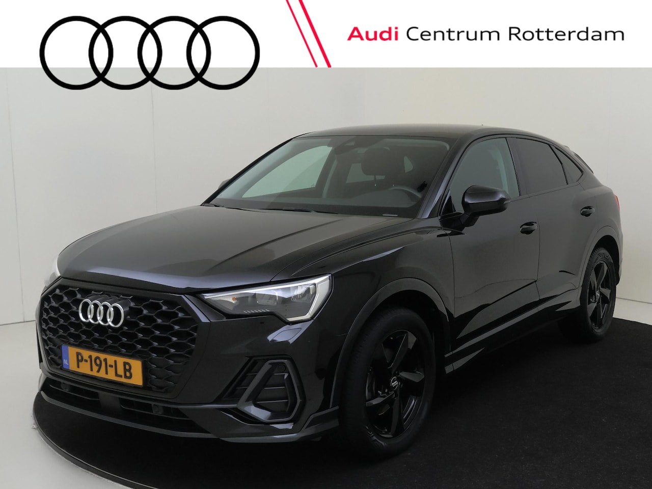 Audi Q3 Sportback - 35 TFSI Pro Line S | Trekhaak | Stoelverwarming | Achteruitrijcamera | CarPlay | Cruise co - AutoWereld.nl