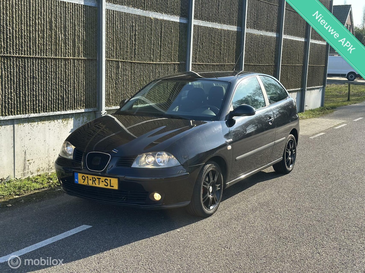 Seat Ibiza - 1.4-16V Businessline NAP|NWEAPK|AIRCO - AutoWereld.nl