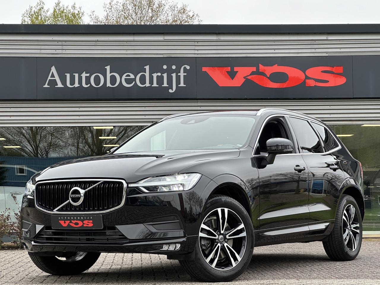 Volvo XC60 - 2.0 T5 Momentum | Camera | Keyless | ACC | 250 pk - AutoWereld.nl