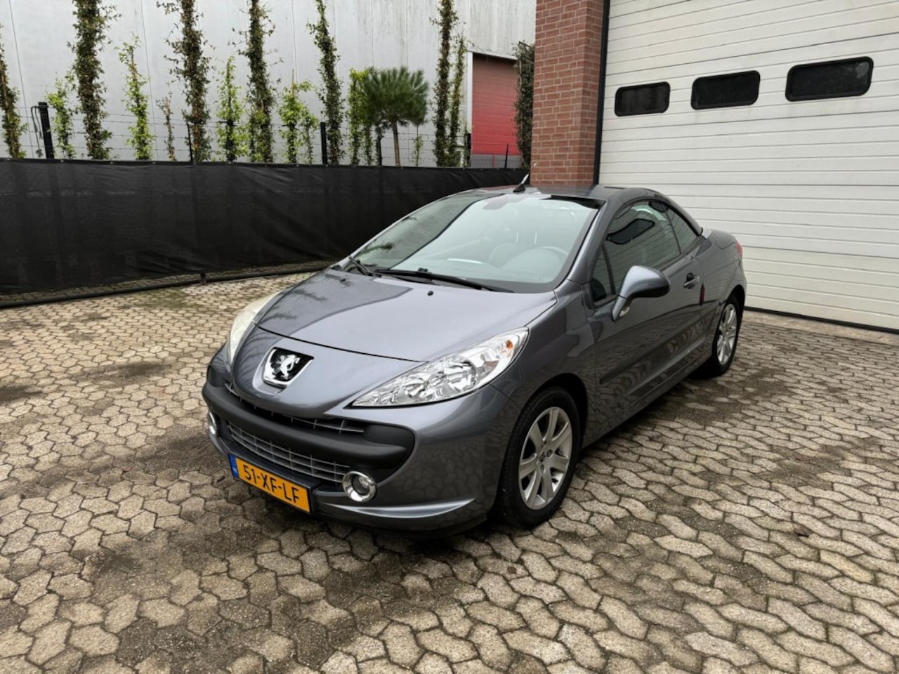 Peugeot 207 - CC 1.6VTI 3e eigenaar NAP motor niet goed! - AutoWereld.nl