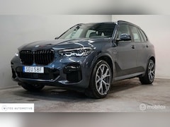 BMW X5 - xDrive45e M Sport, HUD, trekhaak, DAP, Luchtvering