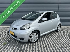 Toyota Aygo - 1.0-12V Comfort Navigator | Airco | 5 deurs