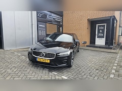 Volvo V60 - 2.0 T5 R-Design