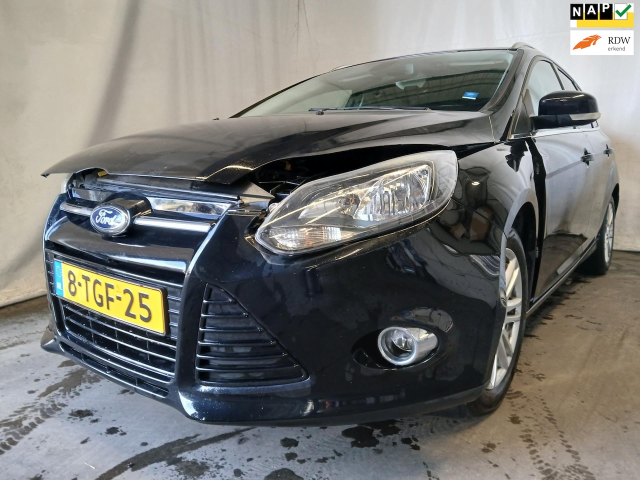 Ford Focus Wagon - 1.0 EcoBoost Titanium - Airco - Cruise - Navi - Schade - AutoWereld.nl
