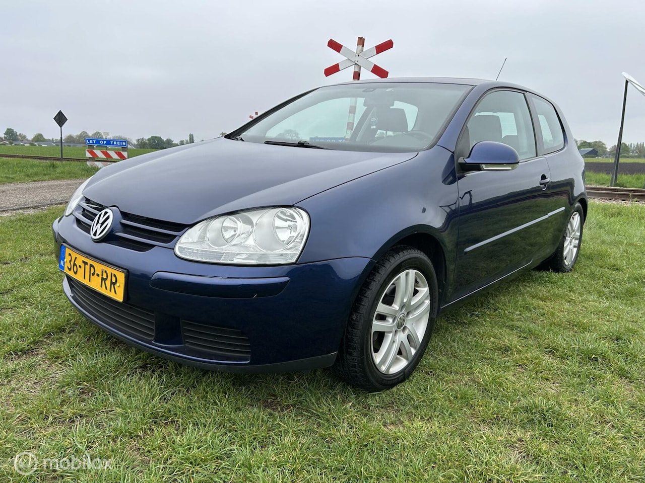 Volkswagen Golf - 1.6 FSI Optive 4 AUTOMAAT NIEUWE APK - AutoWereld.nl